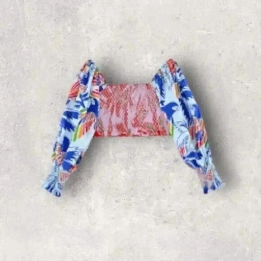 FARM RIO Farm Rio Mixed Birds Puff-Sleeve Smocked Crop Top B1103